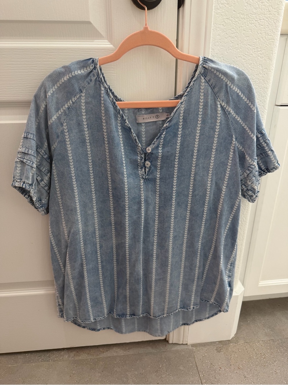 Billy T Heart Top